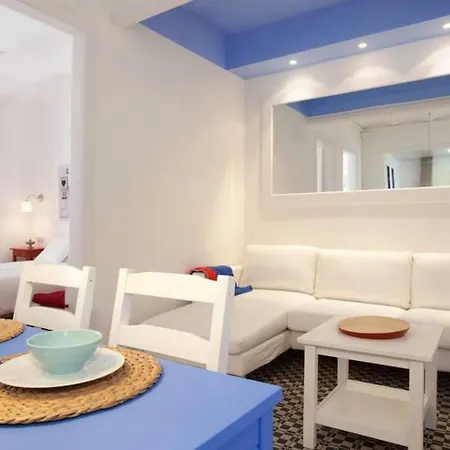 Apartman In 22 Close To The *